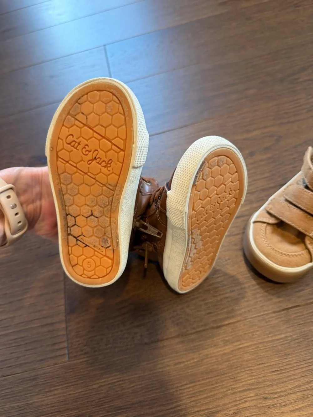 Cat & Jack/Old Navy Size 5 Set of 4 - C34-033